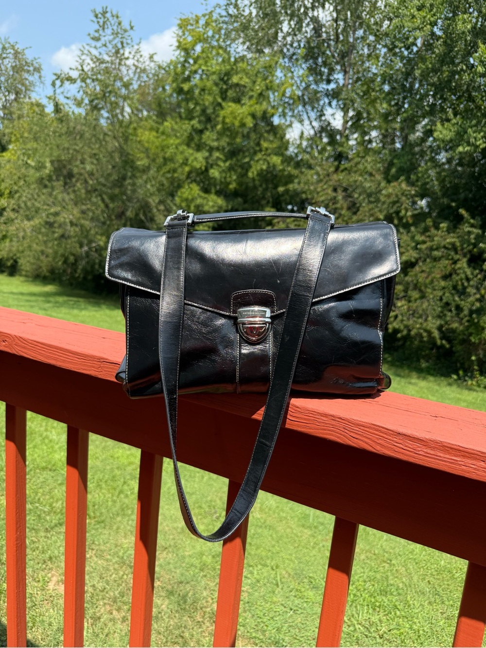 Vintage Antonio Melani black, leather briefcase bag satchel computer bag